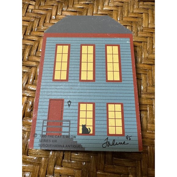 The Cats Meow House Collectible Wooden Shelf Sitters Set Of 3 - Picture 3 of 8